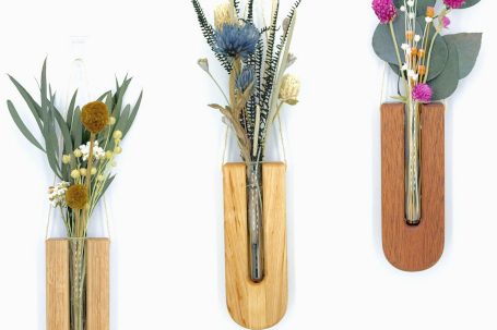 Wanddeko Viktoria Wanddekoration Holzvase mit Blumen
